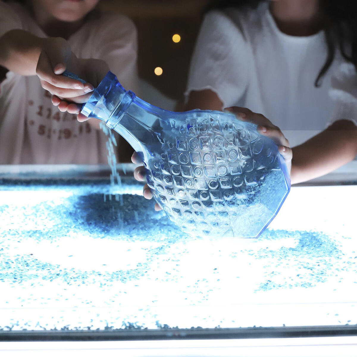 Magiska färgade plastflaskor 3st. - Bild 2